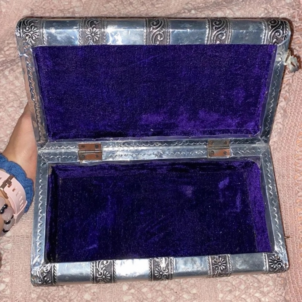 Vintage Elephant Treasure Box